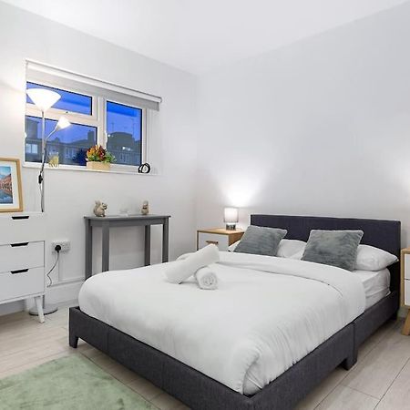 Holiday Home Near Kings Cross Sleep 12 Sp7 London Exterior photo