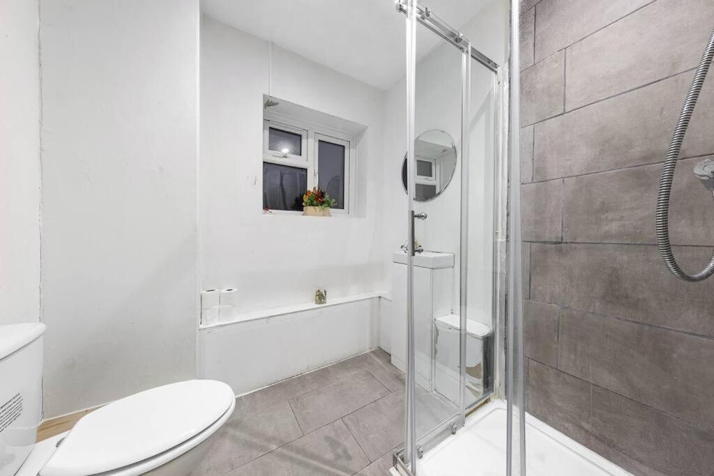 Holiday Home Near Kings Cross Sleep 12 Sp7 London Exterior photo